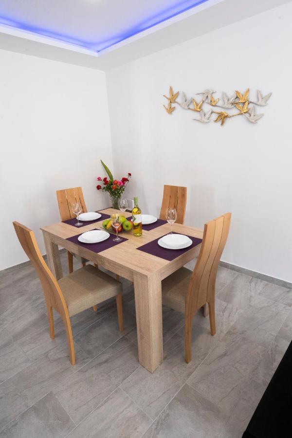Kato Paphos 1Br Near Paphos Harbour/Beach/Sea Bagian luar foto
